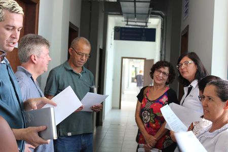 FIM DA LUA DE MEL: SINTRAM diz que Prefeito descumpre Lei do Gatilho e oferece apenas 4% de reposição aos servidores sintram - prefeitura